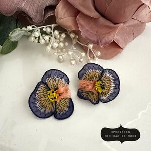 Mignonne Gavigan Pansy Studs earrings
